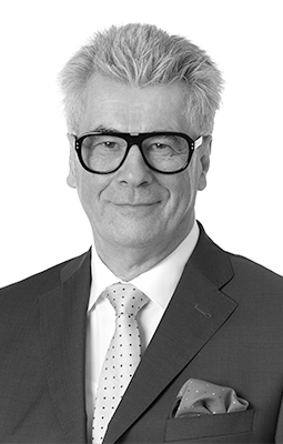 walter trezek-Logistic-natives